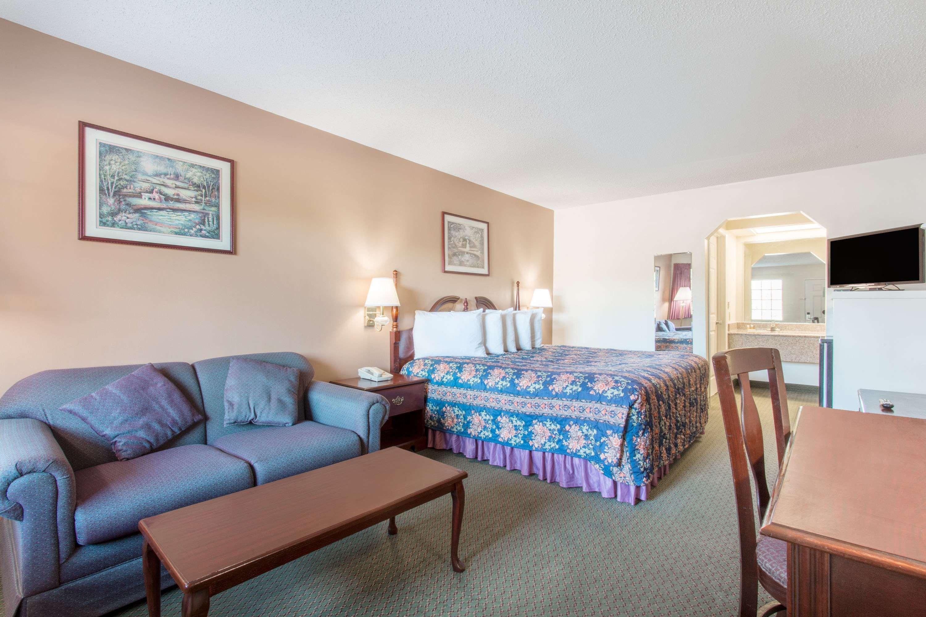 Days Inn By Wyndham Picayune Extérieur photo