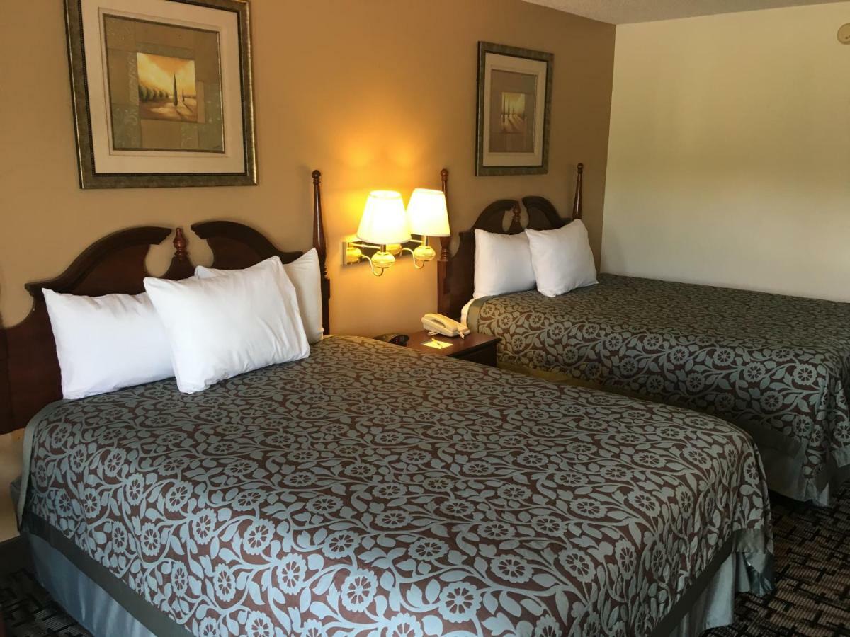 Days Inn By Wyndham Picayune Extérieur photo