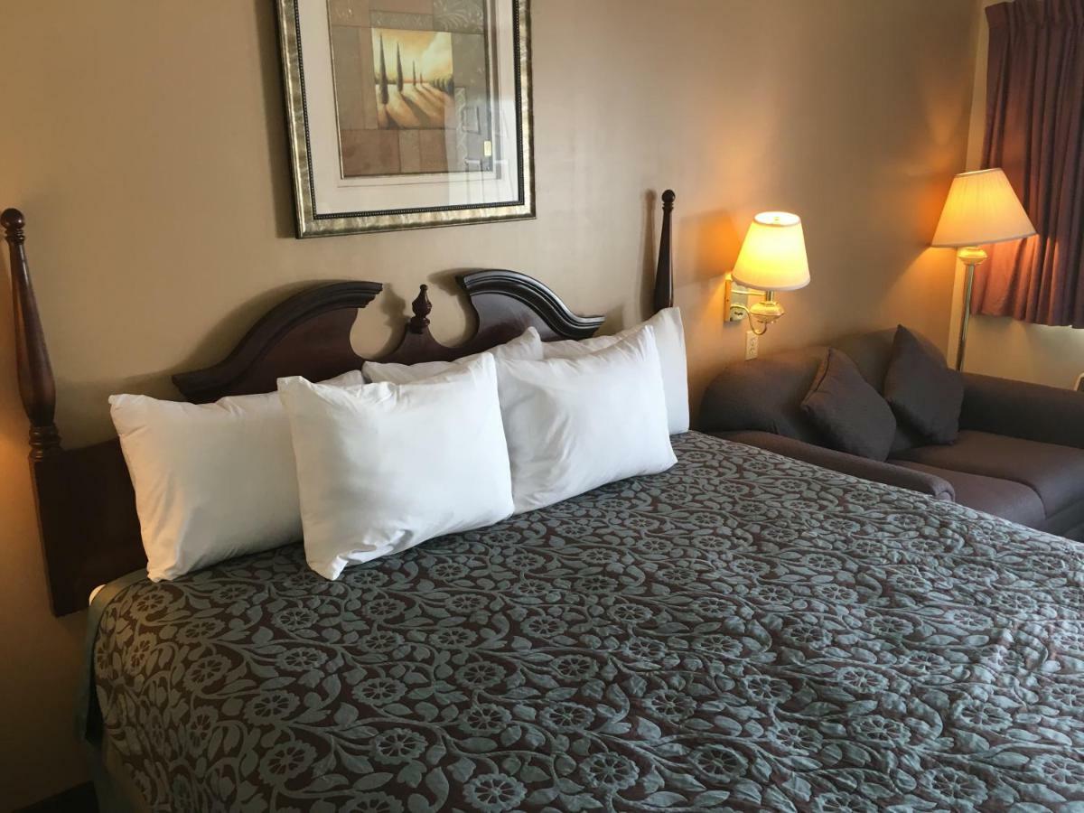 Days Inn By Wyndham Picayune Extérieur photo